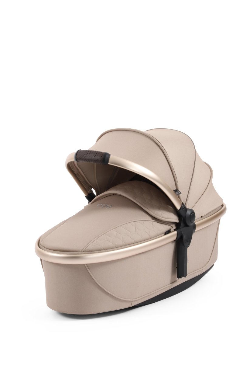 Egg 3 Carrycot in Feather - Little Miracles Baby Boutique